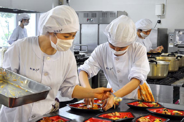 IVY HR tuyển 12 đơn hàng chế biến thực phẩm đi Nhật
