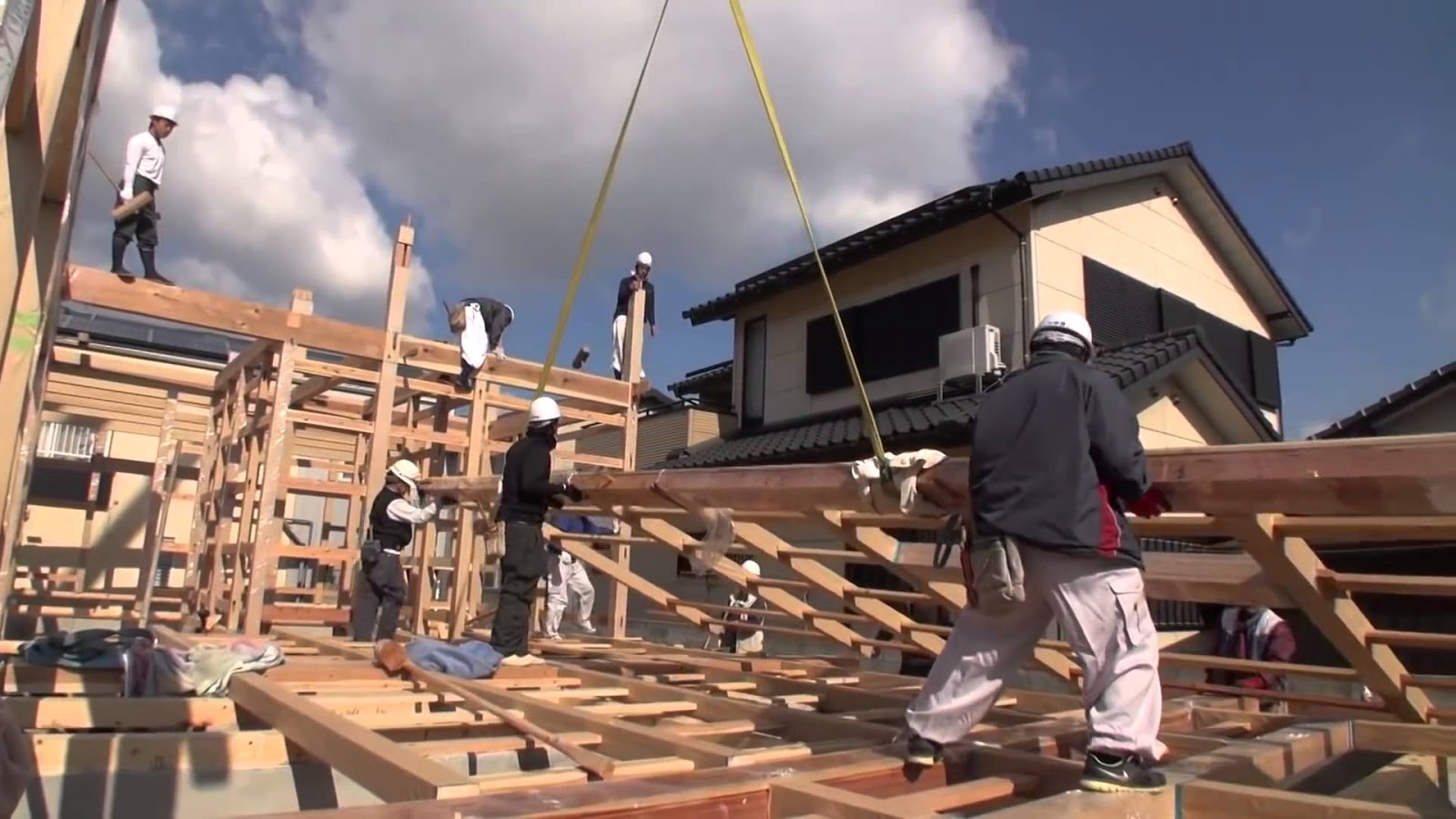 Công ty Xuất khẩu Lao động uy tín IVY HR đang tuyển 2 nam mộc xây dựng đi lại đi Nhật